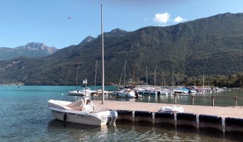 De rivièra van de Franse Alpen: het meer van Annecy