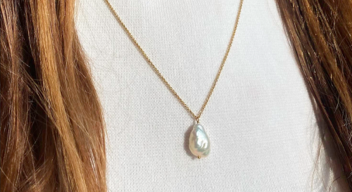 WIN: een mooi kettinkje met parel van Charlotte Wooning