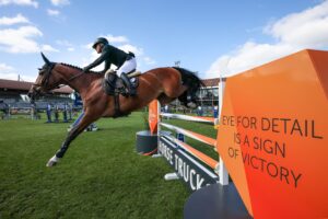 Paardenmeisjes hier wil je zijn: Longines Global Champions Tou...